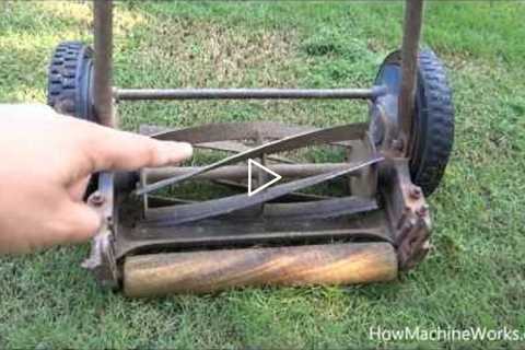 How a manual grass cutting machine works - Must watch