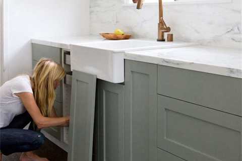 How to Choose Kitchen Cabinets Doors