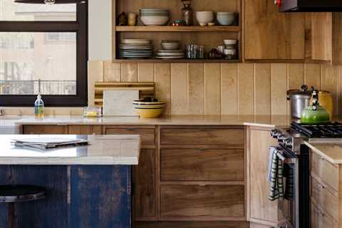 How to Decorate a Rustic Kitchen