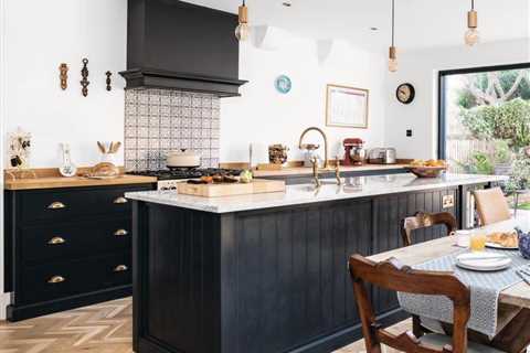 Choosing Black Kitchen Cabinets