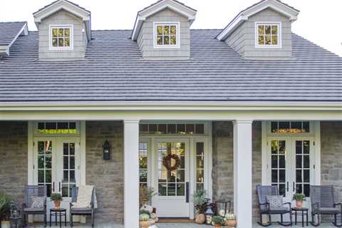 An Easy, Elegant and Inspiring Fall Front Porch