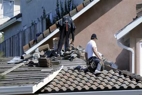 Perks Of Hiring A Roofing Contractor For Roof Installation In Brunswick