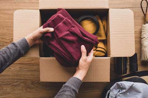 How To Pack Clothes For Moving - We Like To Move It