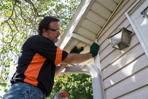 How Weather Conditions Affect Siding and Repairing the Damage