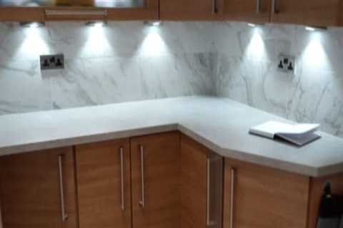 Kitchen Fitters Bottom Boat