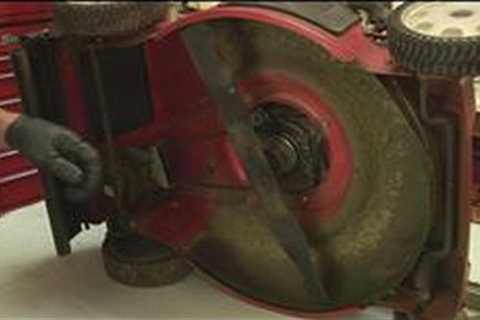 Lawn Mower Repair : How to Remove Lawn Mower Blades