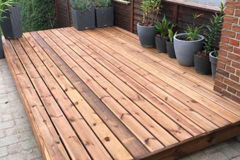 Decking Moorside