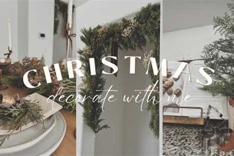 Christmas Decorate With Me 2023 || Christmas Decorating Ideas || Kitchen & Tablescape Idea