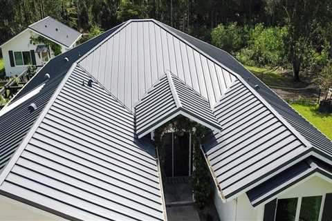 How to Choose the Right Commercial Roofing Contractor