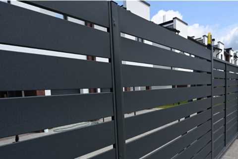 The Benefits and Drawbacks of Aluminum Fencing