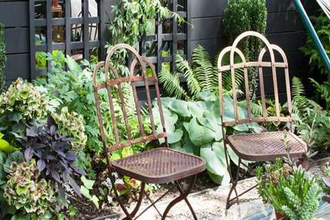 The Top Materials for Garden and Patio Décor