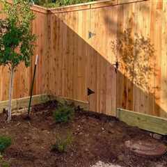 Why A Landscape Architect Ensures The Best Privacy Fence Prices In Friendswood, TX