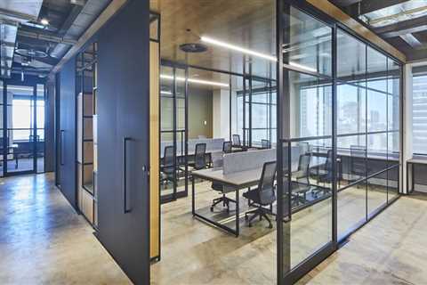 Collaborative Workspaces and Amenities for Commercial Construction