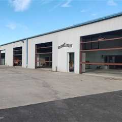 Essential Guide to Commercial Garage Doors