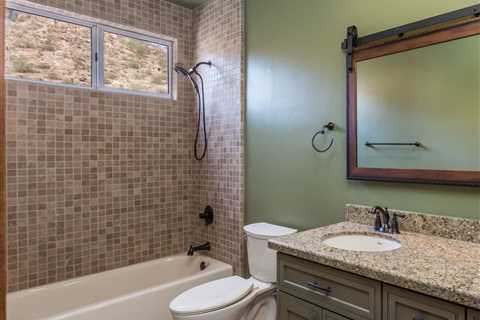 Optimizing Small Bathrooms: The Best Toilets for Compact Spaces