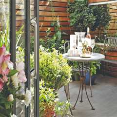 Enhancing Your Patio Landscape with Art and Decor
