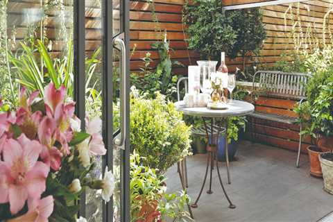 Enhancing Your Patio Landscape with Art and Decor