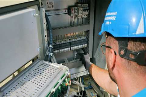 Expert Industrial Panel Installation & Eco-Friendly Water Heating